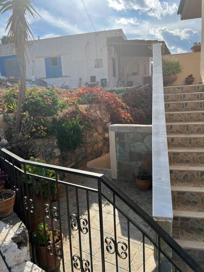 Ruby Apartment آغيوس نيكولاوس المظهر الخارجي الصورة